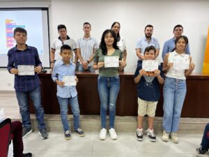 Éxito total en curso vacacional de robótica